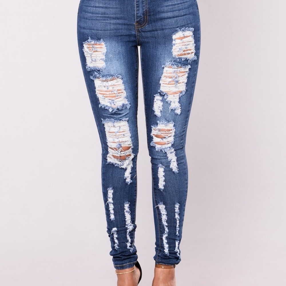 High Rise Destroyed Jeans